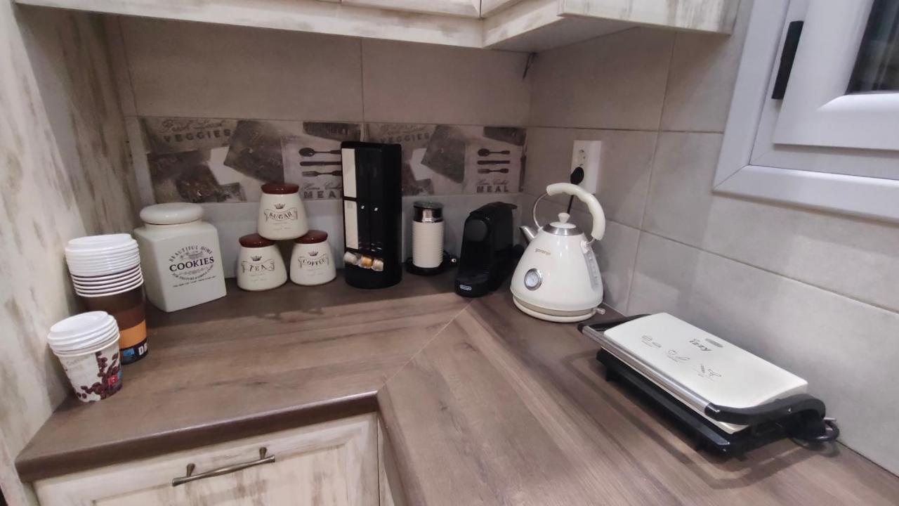 Athens Timeless Escape Apartment ภายนอก รูปภาพ